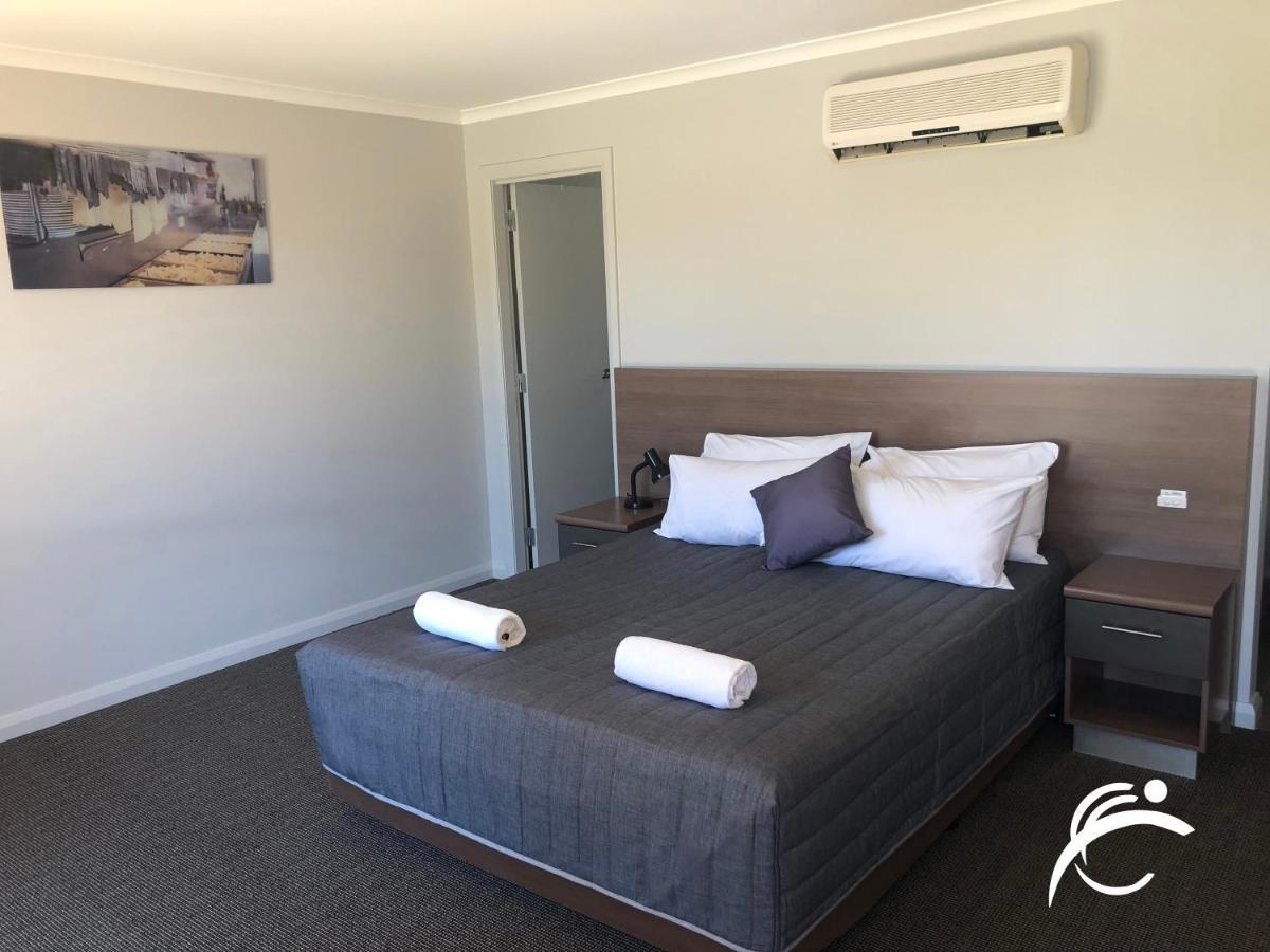 Coro Club Motel Griffith Esterno foto