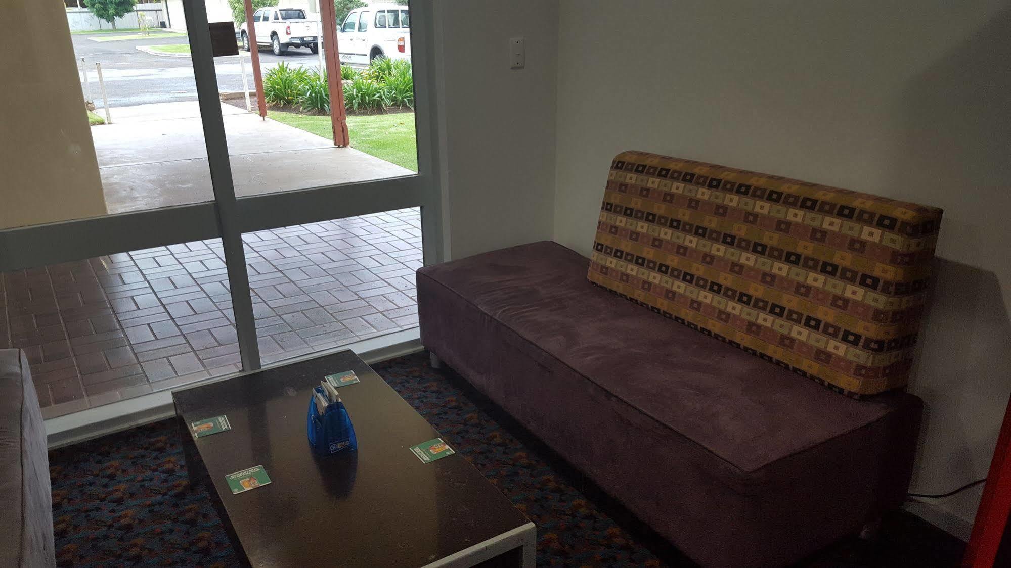 Coro Club Motel Griffith Esterno foto